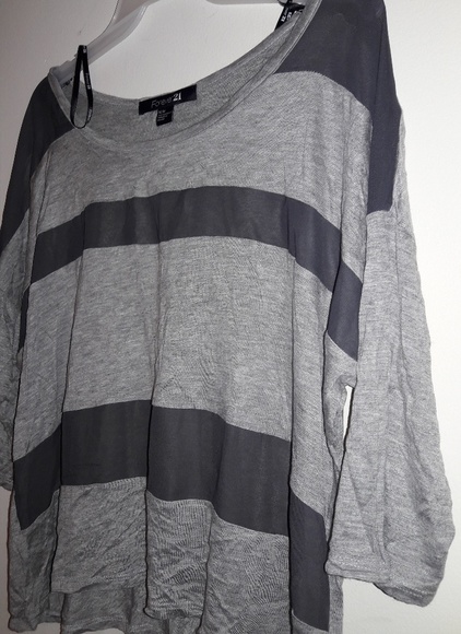 Short top. Super soft - Picture 2 of 4